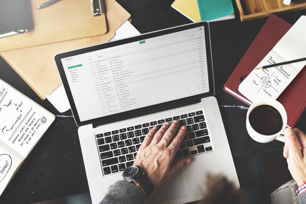 Your Complete Guide to Creating a Link Roundup