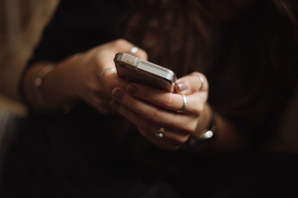 What is Voice Search and How Can You Take Advantage of It in 2019?
