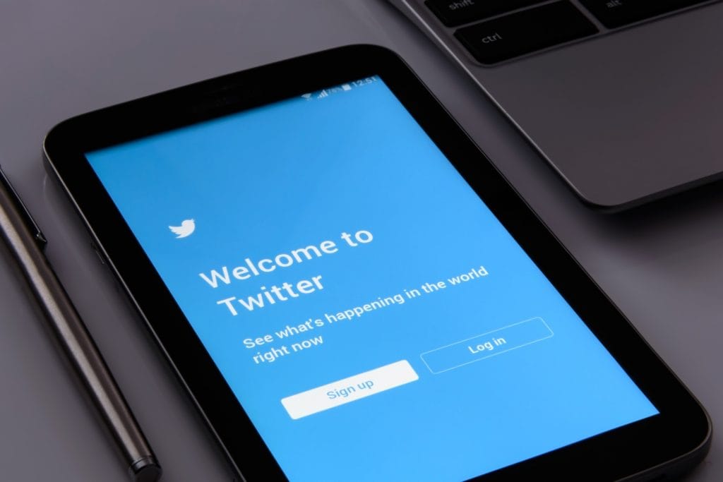 9 Twitter Profile Tips for Creating a Killer Twitter Profile