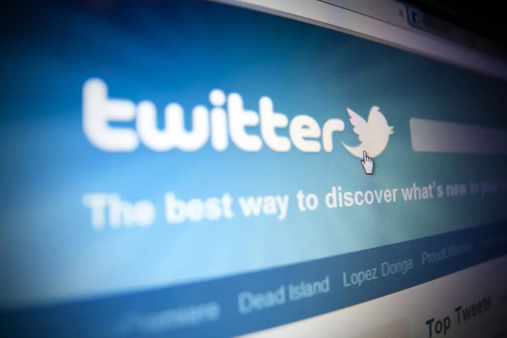 Twitter Tests New E-Commerce Feature, Shop Module